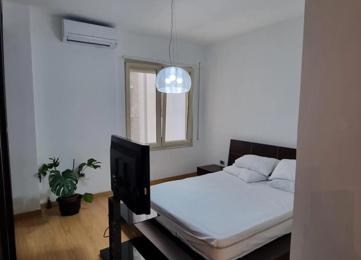 Lovely Seaview Apartment Saranda - 70M From Beach - Free Parking Garage  Sarandë