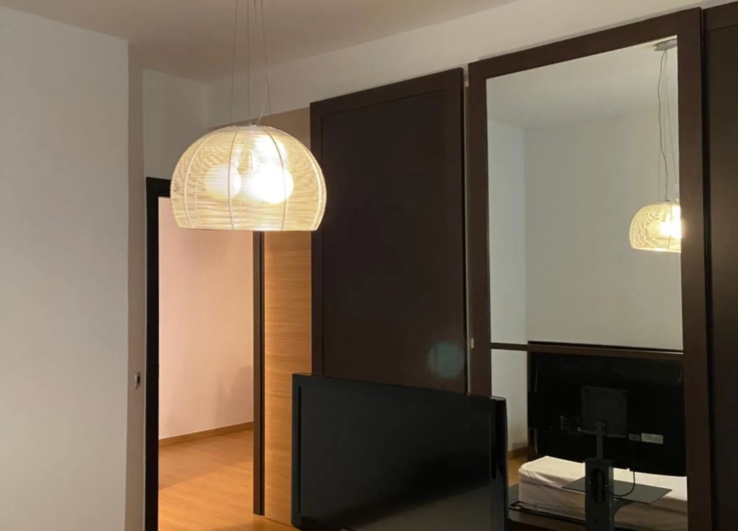 Lovely Seaview Apartment Saranda - 70M From Beach - Free Parking Garage